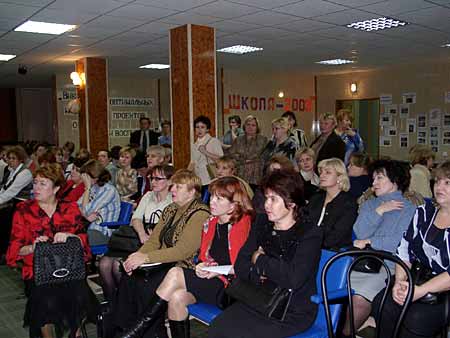 Усинские "Ученые" с трудами новоиспеченными Усинские "Ученые" с трудами новоиспеченными