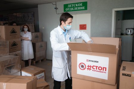 Для борьбы с COVID-19 в Республику Коми доставлена первая партия медоборудования, закупленная на личные средства Вагита Алекперова