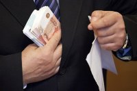 В законную силу вступил приговор в отношении троих бывших работников предприятия из Усинска, присвоивших около 70 млн рублей