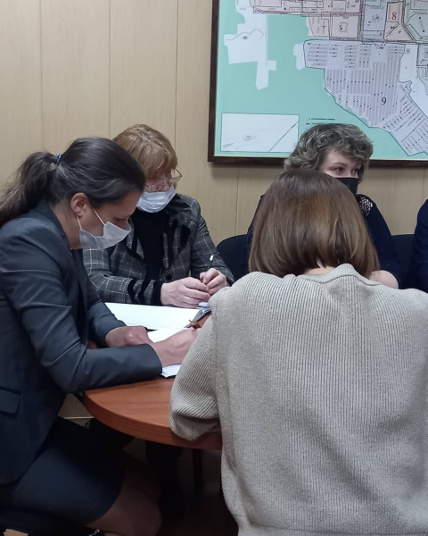 Начальник ОМВД Усинска Давид Кодалов встретился с руководителями городских школ