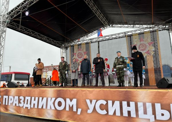 День Победы в Усинске в этом году отметили торжественным парадом