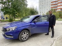 Многодетная семья усинцев стала обладателями нового автомобиля Многодетная семья усинцев стала обладателями нового автомобиля