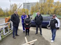 В Усинске обсудили варианты урегулирования дорожной ситуации около Усинской ЦРБ В Усинске обсудили варианты урегулирования дорожной ситуации около Усинской ЦРБ