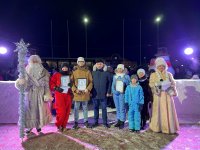 В Усинске открыли зимний городок! В Усинске открыли зимний городок!
