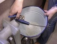 Усинец слил воду из батареи на 155 тысяч рублей Усинец слил воду из батареи на 155 тысяч рублей