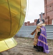 В сиянии соборных куполов В сиянии соборных куполов