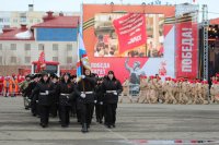 С портретами героев и песнями Победы: Усинск отметил 9 Мая С портретами героев и песнями Победы: Усинск отметил 9 Мая