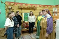 Молодые педагоги Усинска погрузились в культуру коми народа Молодые педагоги Усинска погрузились в культуру коми народа