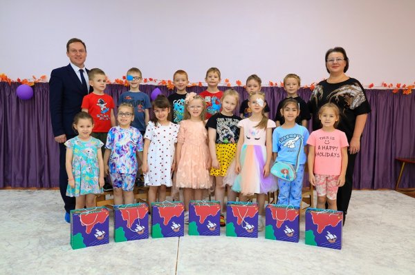 ЛУКОЙЛ передал книги для воспитанников детского сада в Усинске ЛУКОЙЛ передал книги для воспитанников детского сада в Усинске